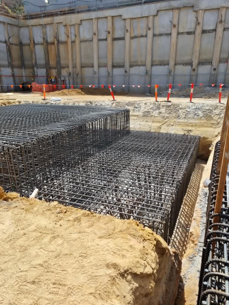 Reo slab installation